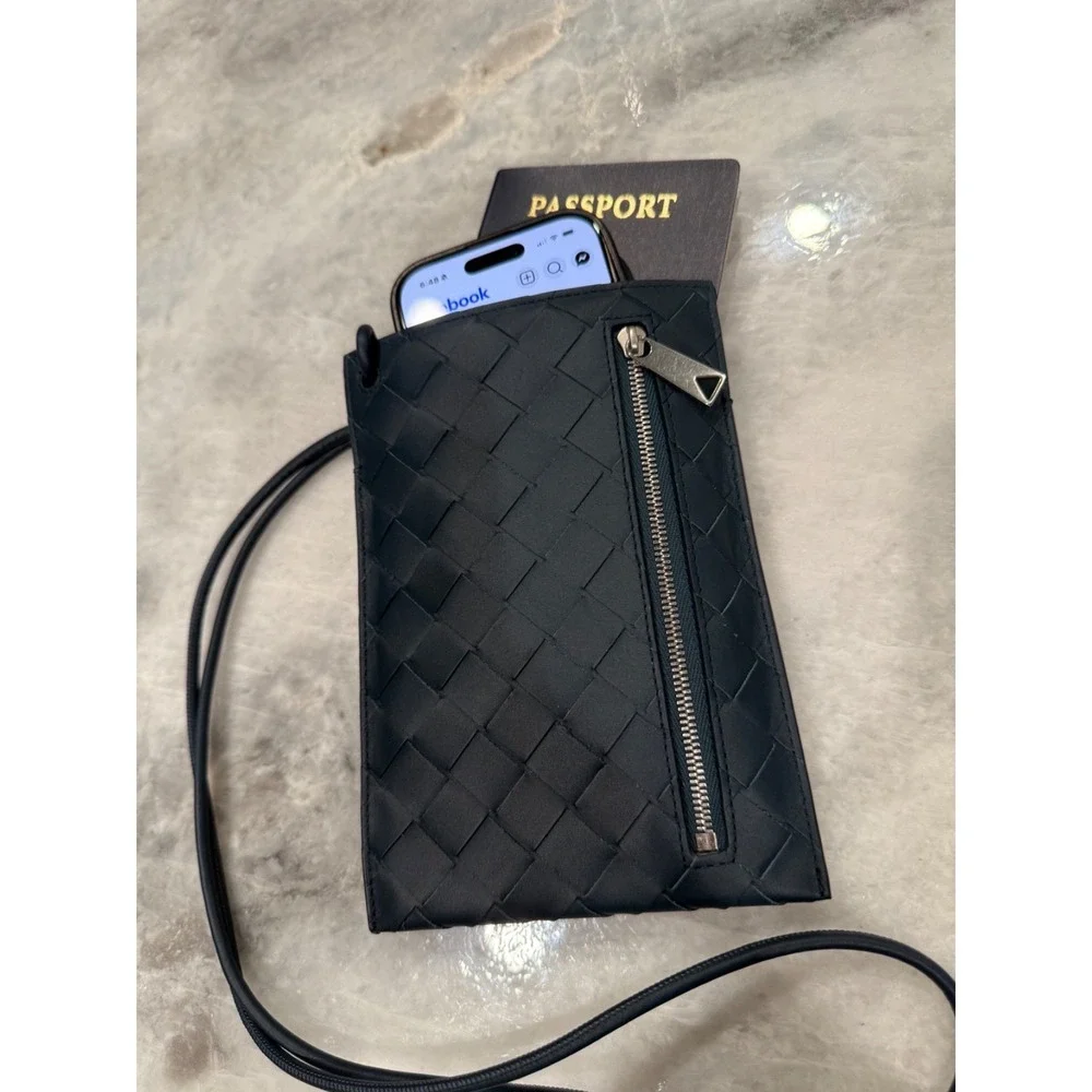 Bottega‎ Beneta Intrecciato Weave Leather Passport/Phone Holder Lanyard 708620